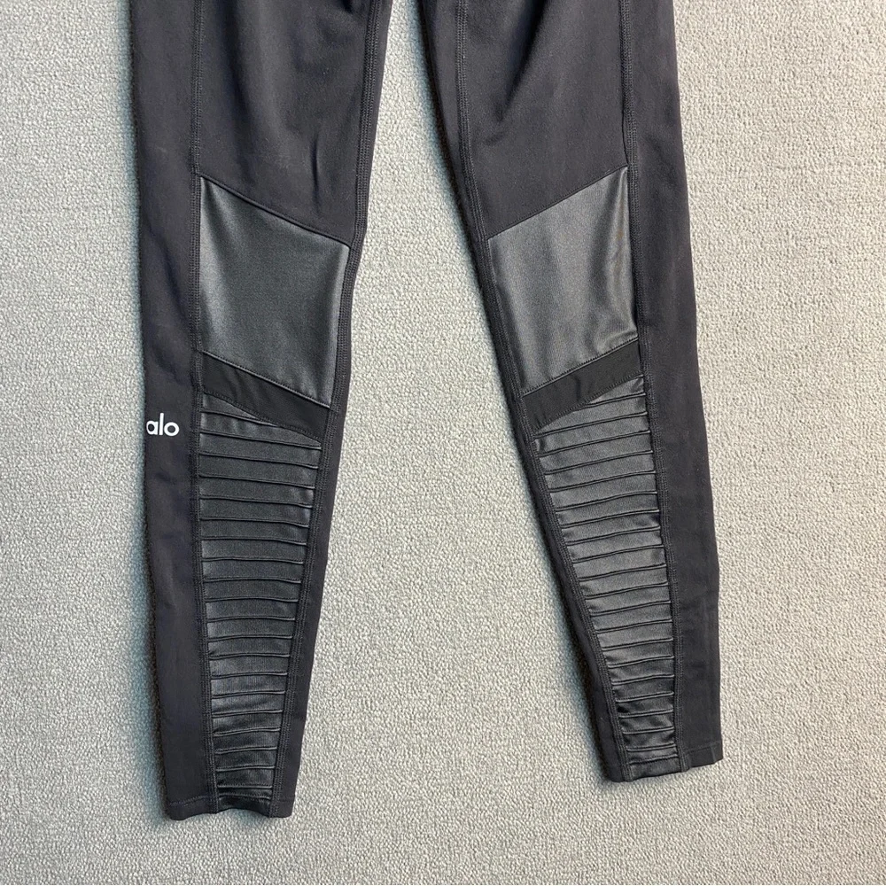 alo yoga High Waist Moto Legging size XS